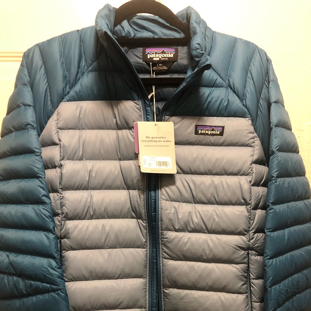 Women’s down sweater Patagonia size Large